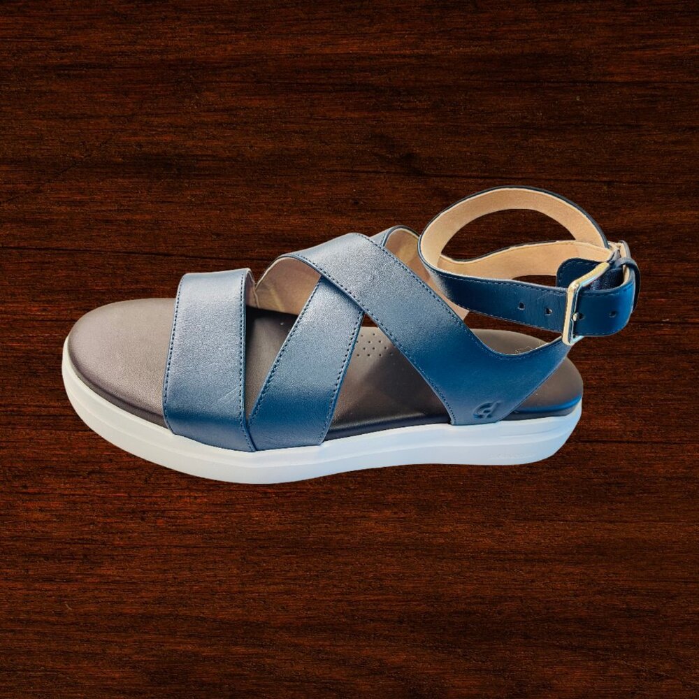 Cole Haan womens Grandpro Rally Castine Sandle Size 6 Blue With White Sole - Picture 9 of 10